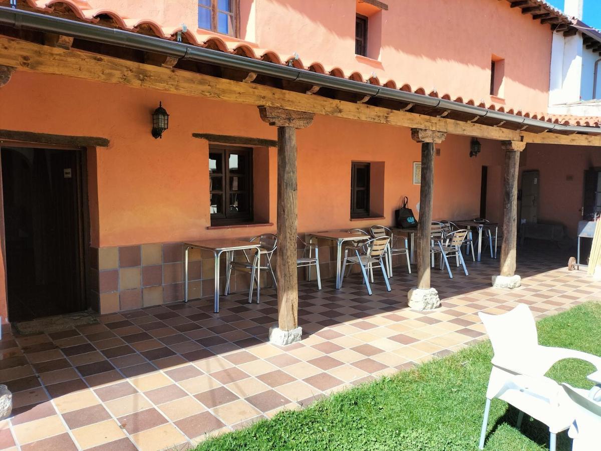 Albergue Don Camino Villalcazar de Sirga ภายนอก รูปภาพ